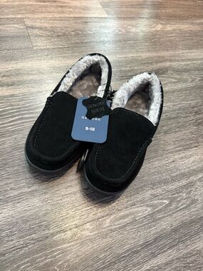 Brand new! Black Suede Lined moccasins size 9